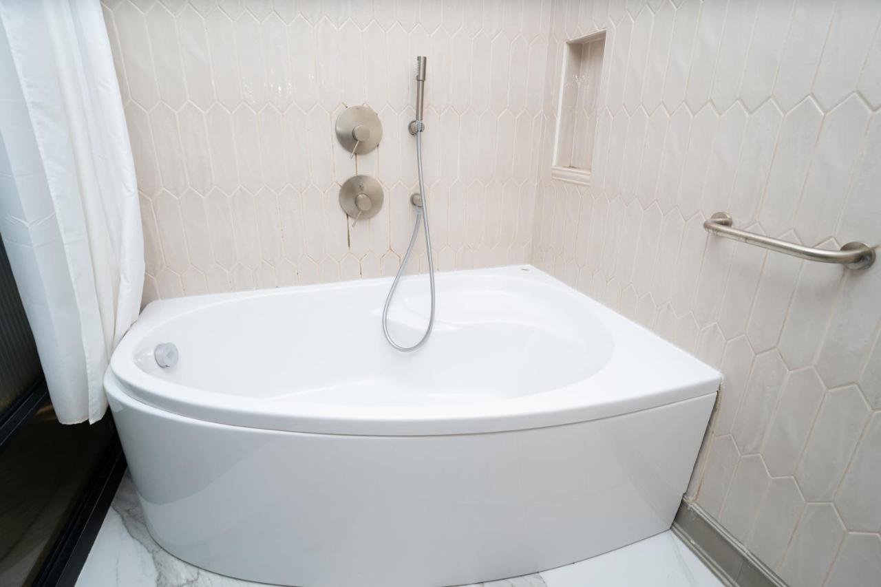 Zamarin Hotel & Spa Zikhron Ya'akov Exterior photo